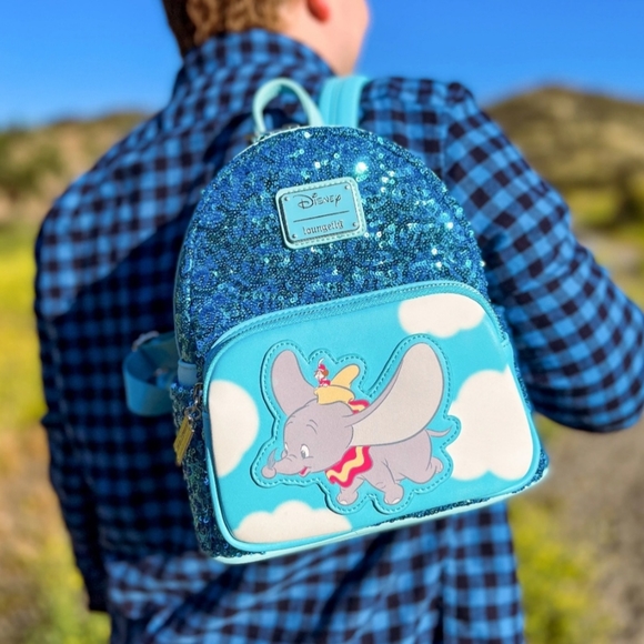 Dumbo Sequin Exclusive Loungefly backpack Brand new - Picture 4 of 15
